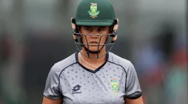 Reyneke's last-ball six on ODI debut seals dramatic win for SA